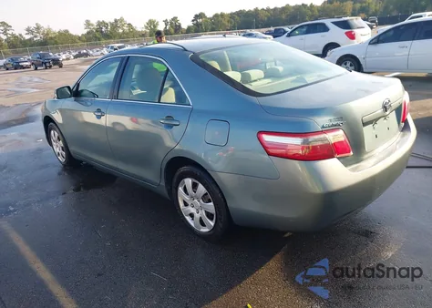 2009 Toyota Camry Le z USA, uszkodzony, nr VIN 4T1BE46K79U803416